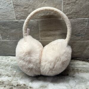 Lauren Conrad Women’s Earmuffs